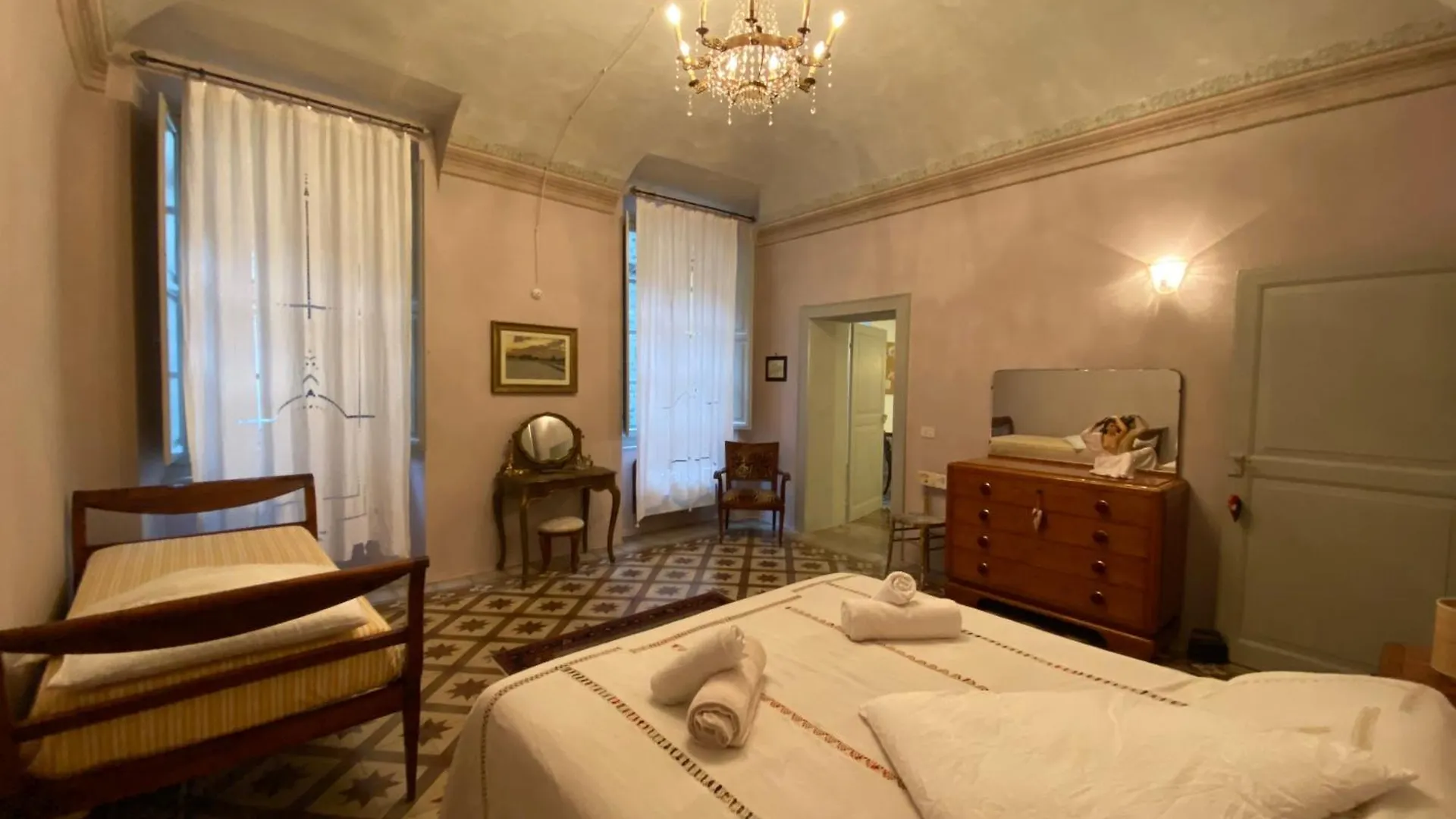 La Piscina Nel Borgo Villa Bagnone Italy